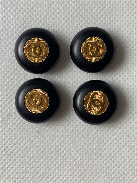 chanel boutons|authentic Chanel buttons.